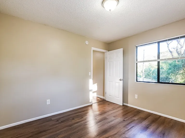4314 Pine Hill Cir — Photo 13