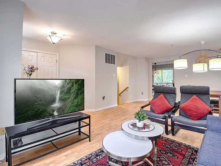 18806 Harmony Woods Ln — Photo 6