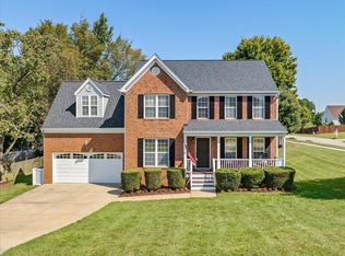 200 Grassy Valley Rd, Holly Springs, NC 27540