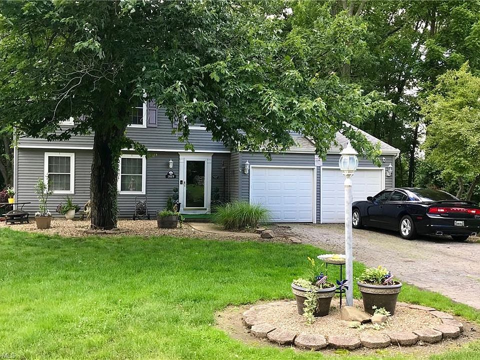 1st image of 1469 White Oak Dr NE