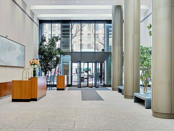 5th image of 347 W 57th St APT 25D