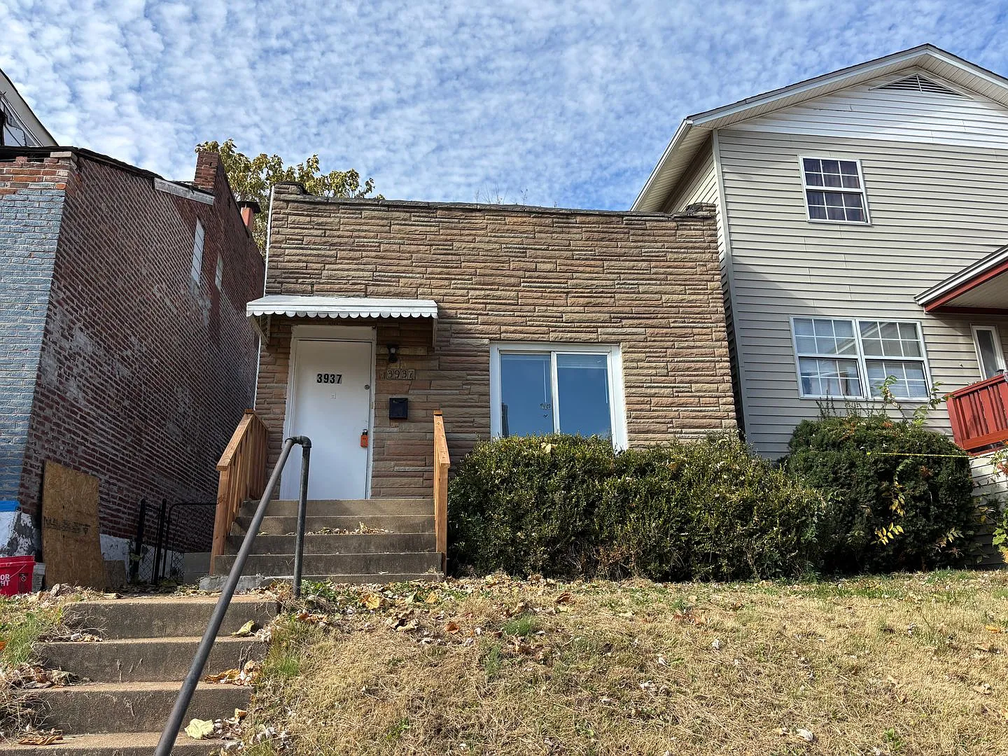 2 Bedroom, 1 Bath House — Photo 1