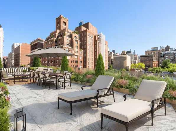 78 Irving Place image 17 of 25