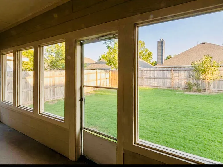 9717 Hedge Bell Dr — Photo 24
