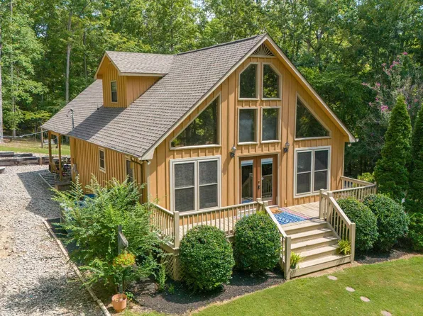 120 Morris Dr, Waynesboro, TN 38485