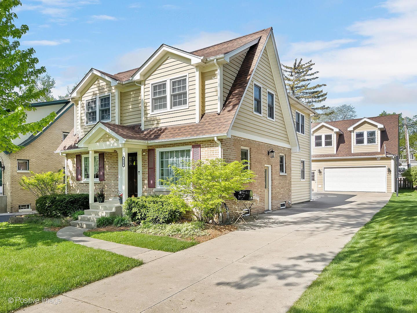 826 N Summit St, Wheaton, IL 60187 Zillow