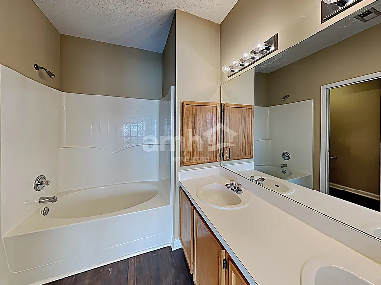 116 N Honey Springs Ave — Photo 13