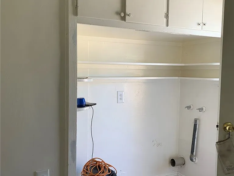 750 W Colorado Blvd — Photo 6