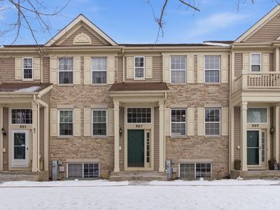 887 Emerald Dr, Hampshire, IL, 60140