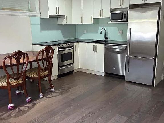 3rd image of 3898 W 21st Ave
