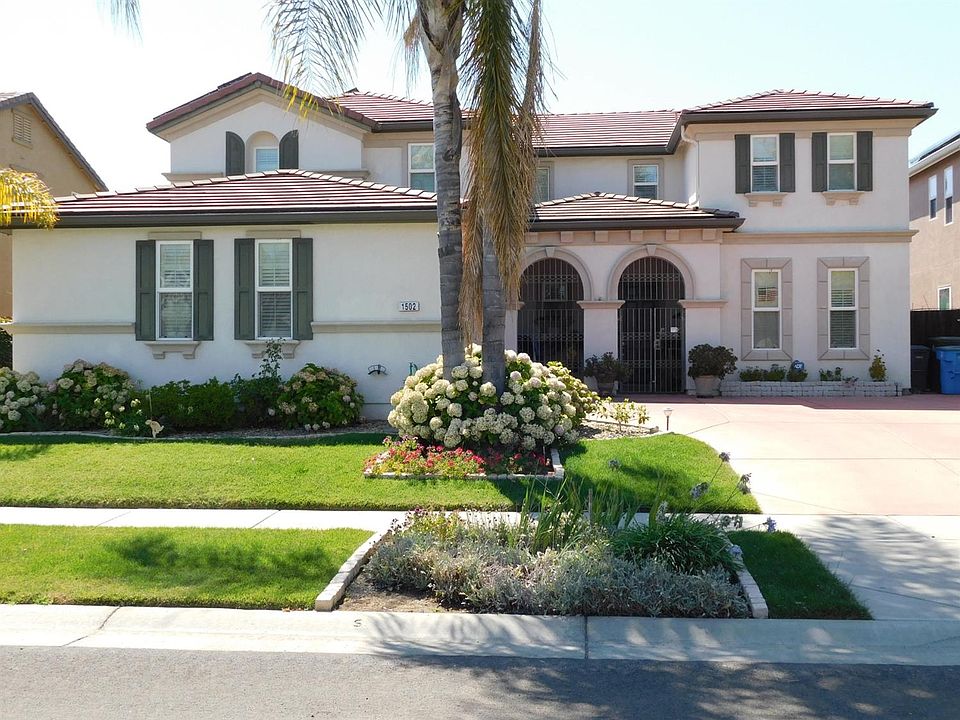 1st image of 1502 Paddington Way