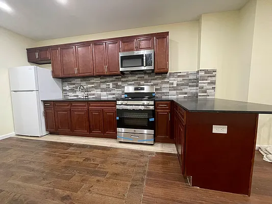 Rented by Coda Real Estate NYC | media 6