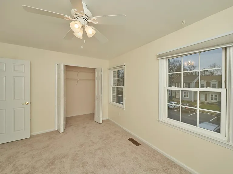 14426 Four Chimney Dr — Photo 23