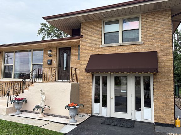 2nd image of 7923 Central Ave