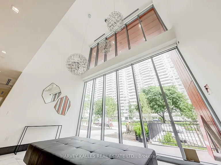 50 Dunfield Ave #LPH18 — Photo 2
