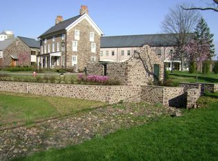 6 Caufield Pl, Newtown, PA 18940