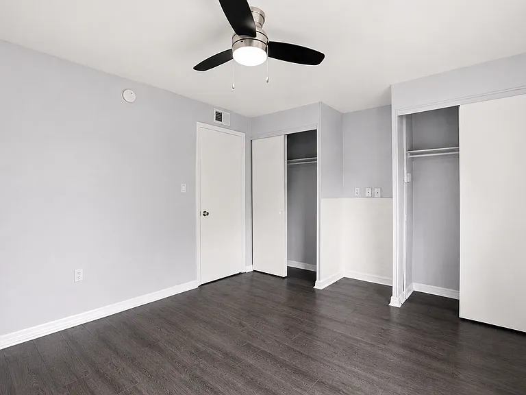 Phillippi Square Apartments — Photo 33