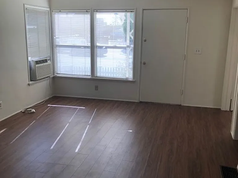 321 W Alameda Ave — Photo 3