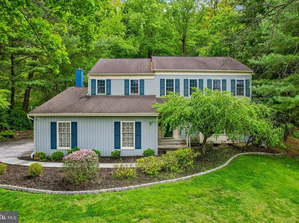 14 Airdrie Ct, Paoli, PA 19301