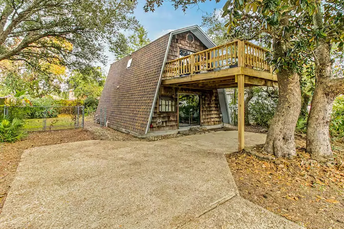 Building Photo - 14120 Innerarity Point Rd