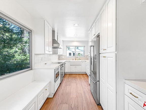 4th image of 420 S Madison Ave APT 205