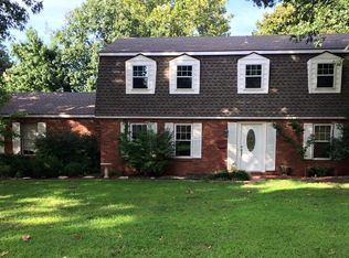 2405 Hummingbird Ln, Ponca City, OK 74604