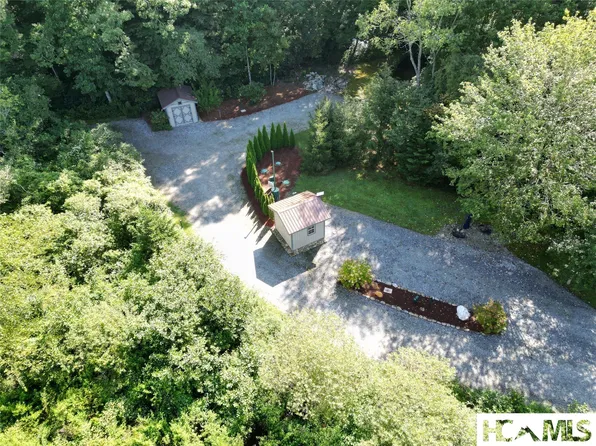 87 Middle Creek Lane, Scaly Mountain, NC 28775