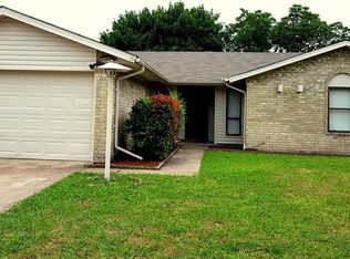 814 Via Bravo, Mesquite, TX 75150