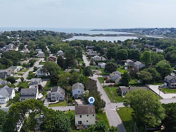 4th image of 52 What Cheer Rd