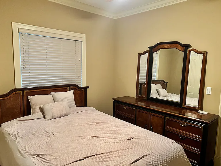 2nd St — Photo 2