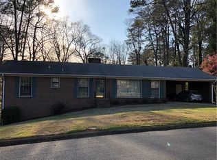 3832 Blackberry Ln, Northport, AL 35473