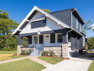 3715 College Ave, Kansas City, MO, 64128