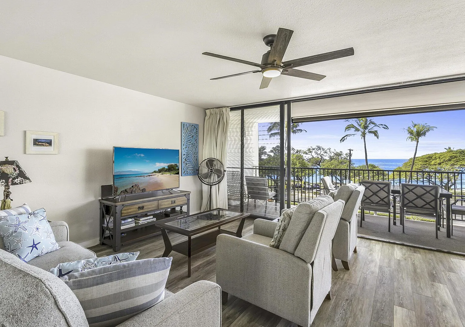 Maui Parkshore 414, Beautiful Remodel, Center Cut Top Floor, Amazing — Photo 2