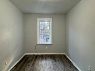 122 Wade St #5A, Jersey City, NJ 07305