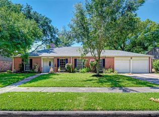 5507 Briarbend Dr, Houston, TX 77096