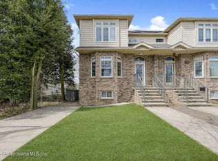 1263 Mason Ave, Staten Island, NY 10306