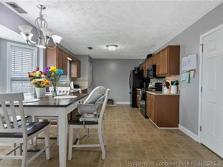 2232 Cliff Swallow Dr — Photo 6