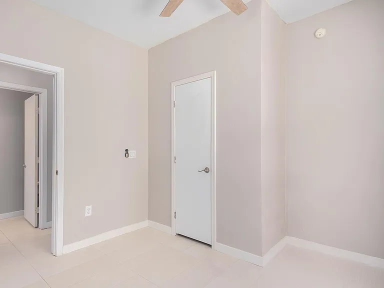 2402 E 5th St #1718 — Photo 24