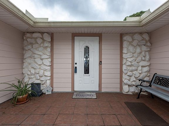 3rd image of 5725 35th Street