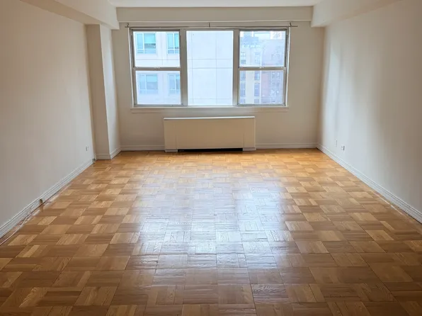 155 East 34th Street image 1 of 6