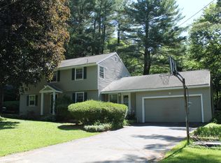 91 Sherwood Dr, Pittsfield, MA 01201
