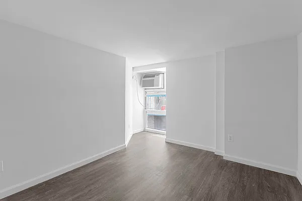 Rented by Kole Group | media 2