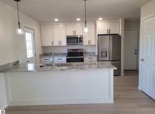 1645 Abbey Ct, Mount Pleasant, MI 48858