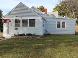 908 8th Ave, Marion, IA 52302