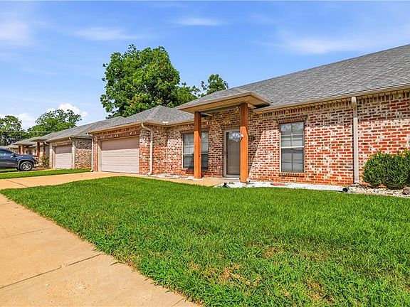 2nd image of 6121 Rachelle Dr