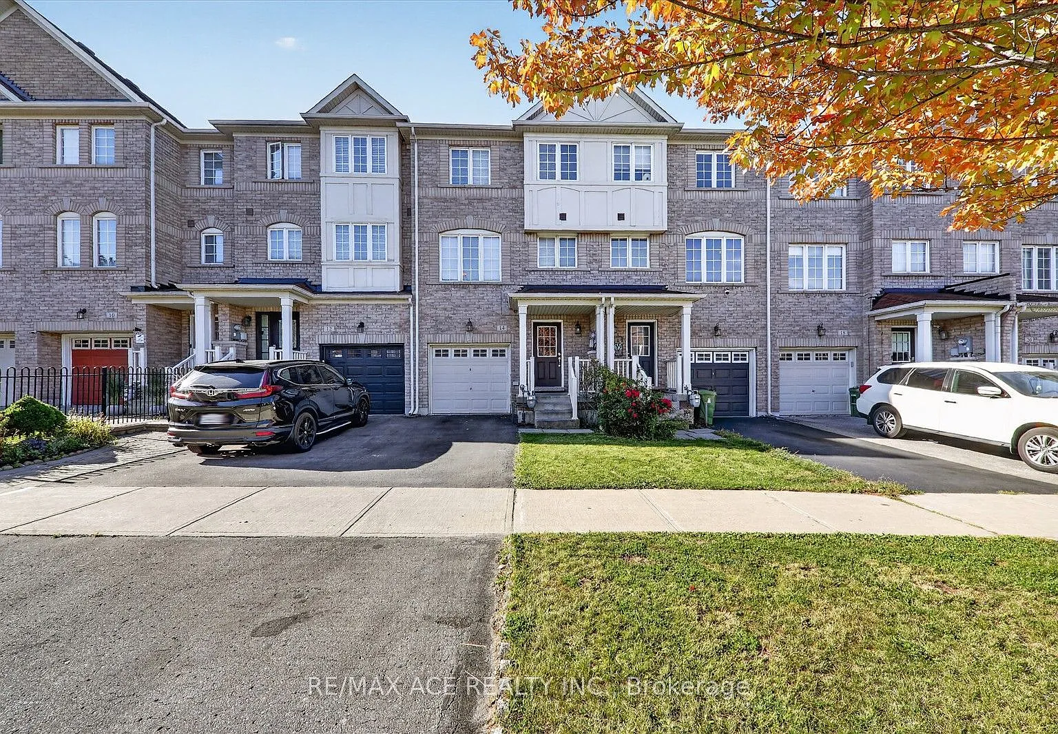 4 bed, $3,200 — Photo 2