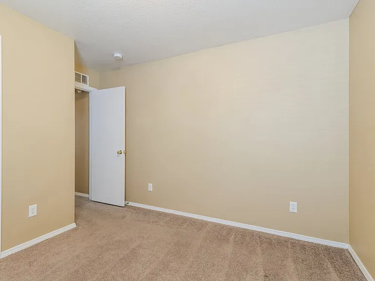 5536 Bush Creek Way — Photo 20