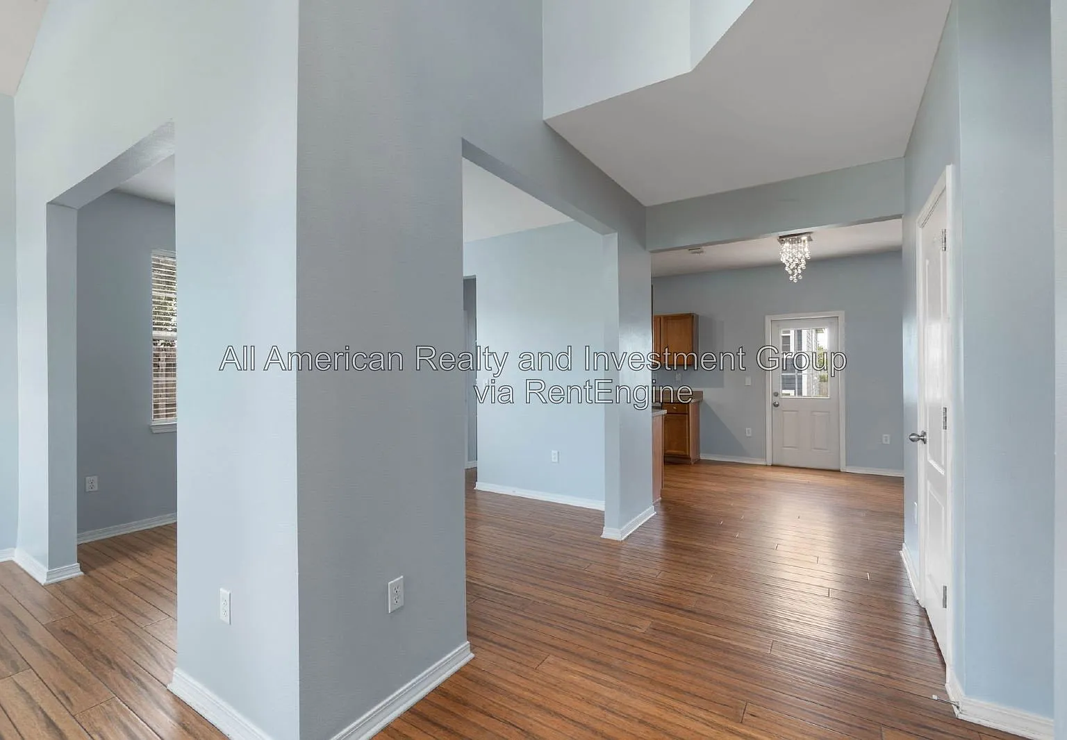 4 bed, 2.5 bath, 2114 sqft, $2,395 — Photo 3