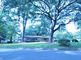 23 Saint Catherine Rd, Savannah, GA 31410