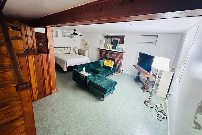 1 bed, 1.5 bath, 730 sqft, $2,200 — Photo 2